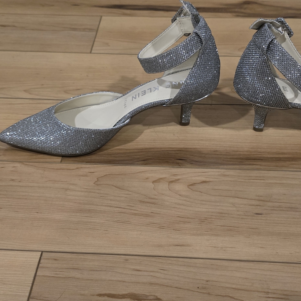 Calvin Klein Silver Women's Shoes Size 10.5 Brand New w/o box or tags .